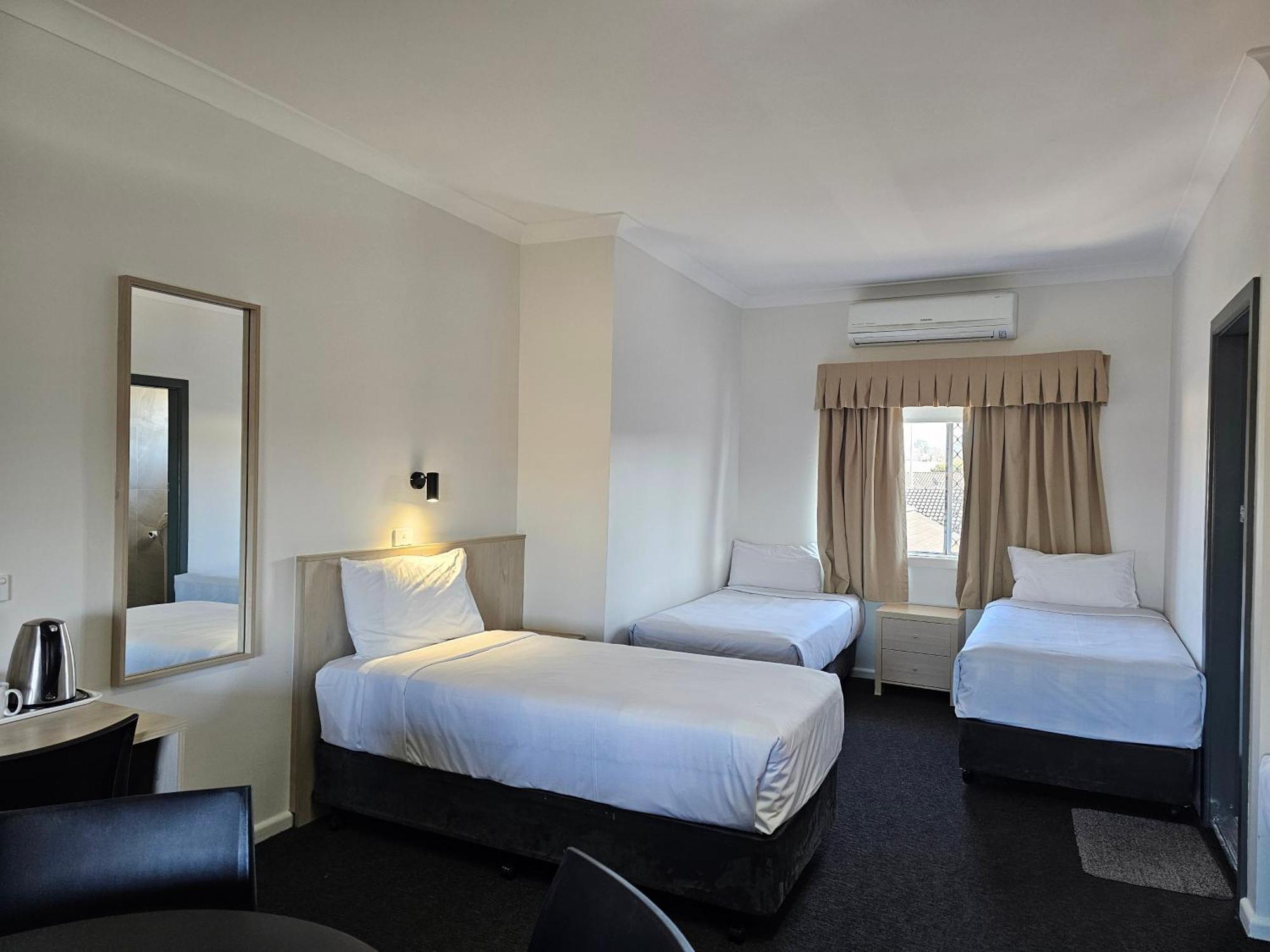 Country Lodge Motor Inn Bathurst Exterior foto